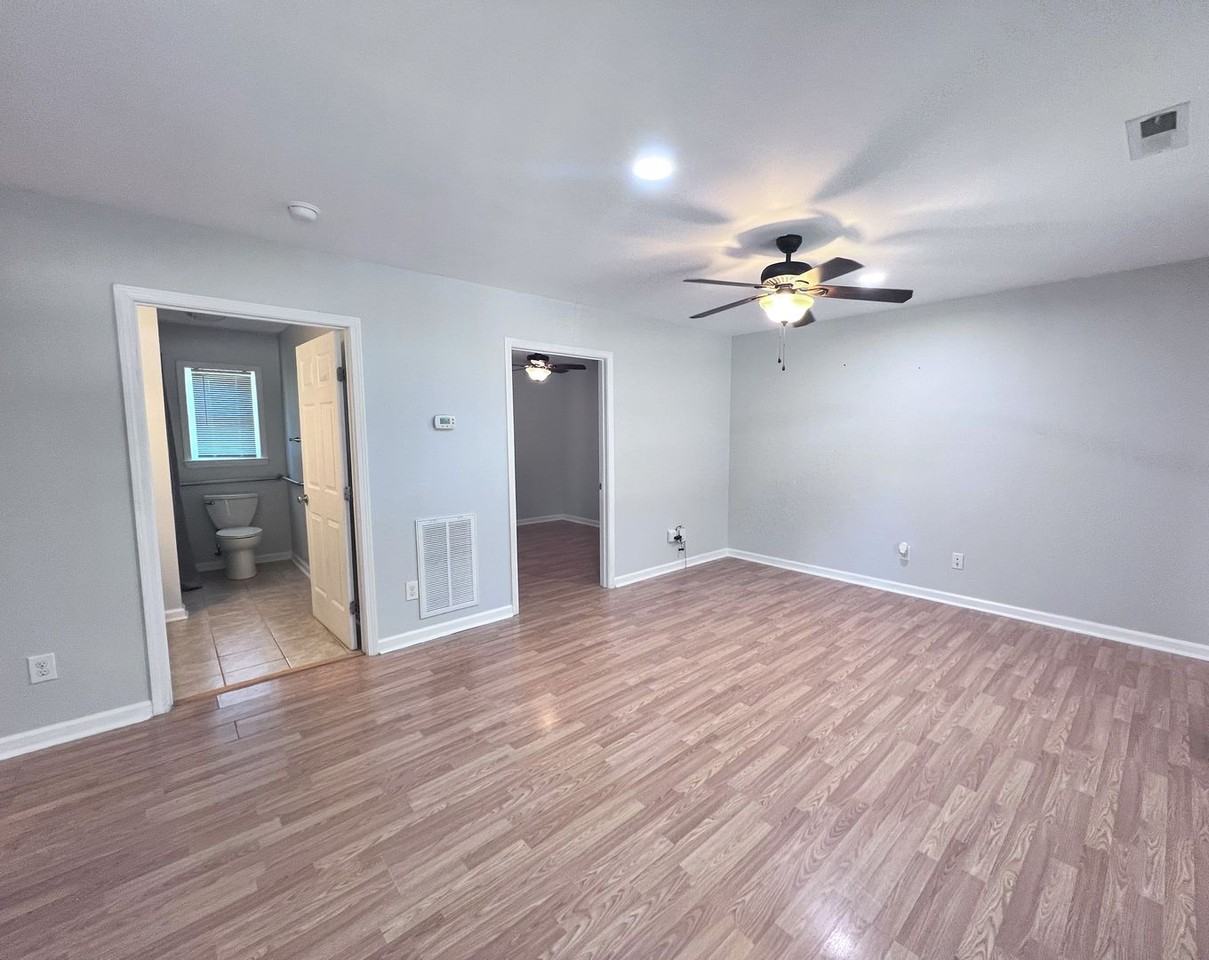 469 Childrens Home Rd - Photo 6 of 11