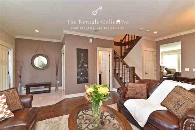 19022 67A Avenue - Photo 2 of 16