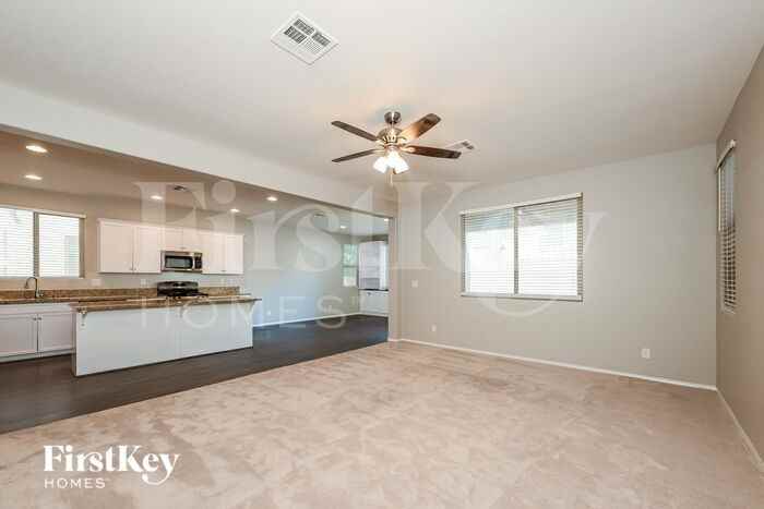 5858 Amber Mesa St - Photo 3 of 16