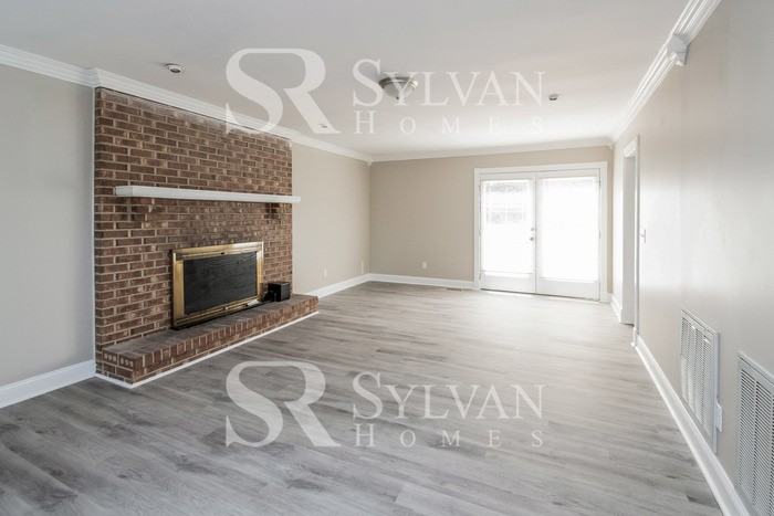 1029 Natchez Trl - Photo 2 of 15