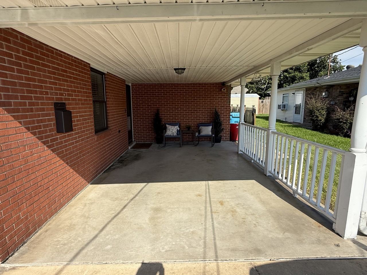 322 Pine St #NA - Photo 2 of 13