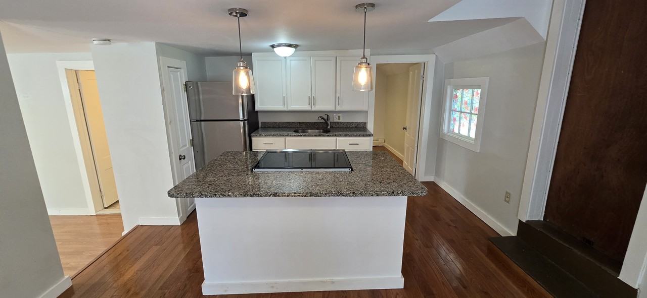 16 Railroad St #4 - Photo 2 of 16