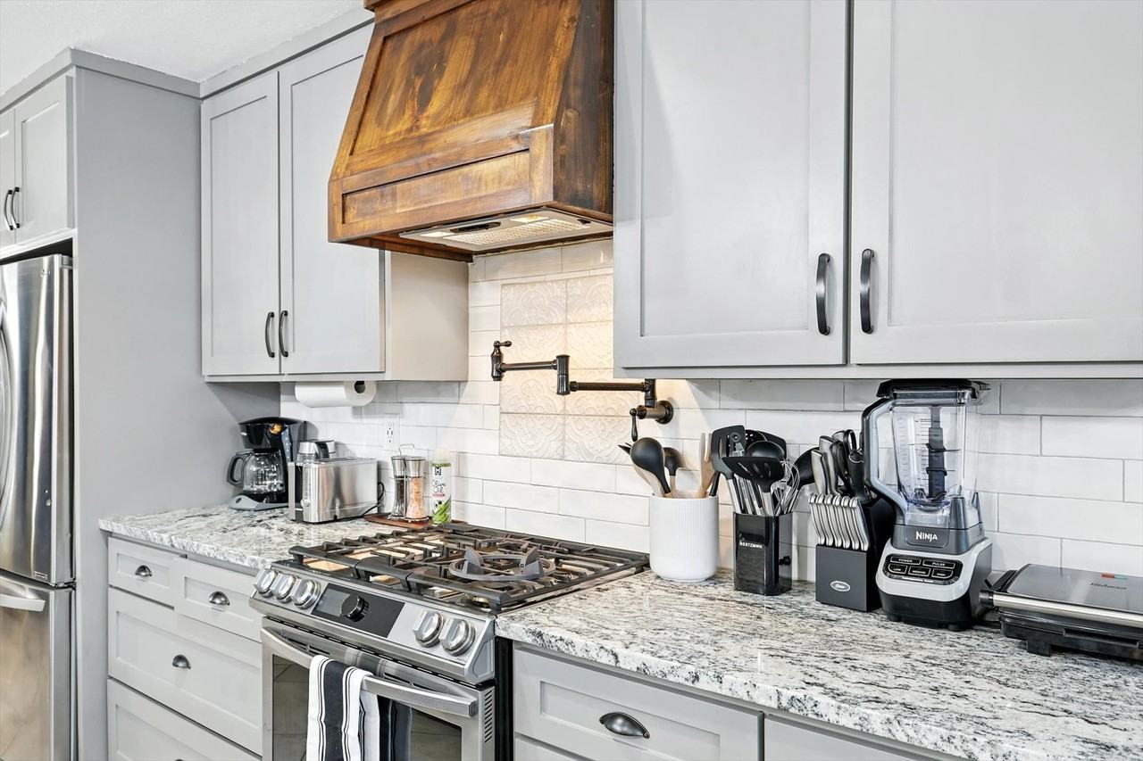 749 Western Trl #NA - Photo 4 of 50