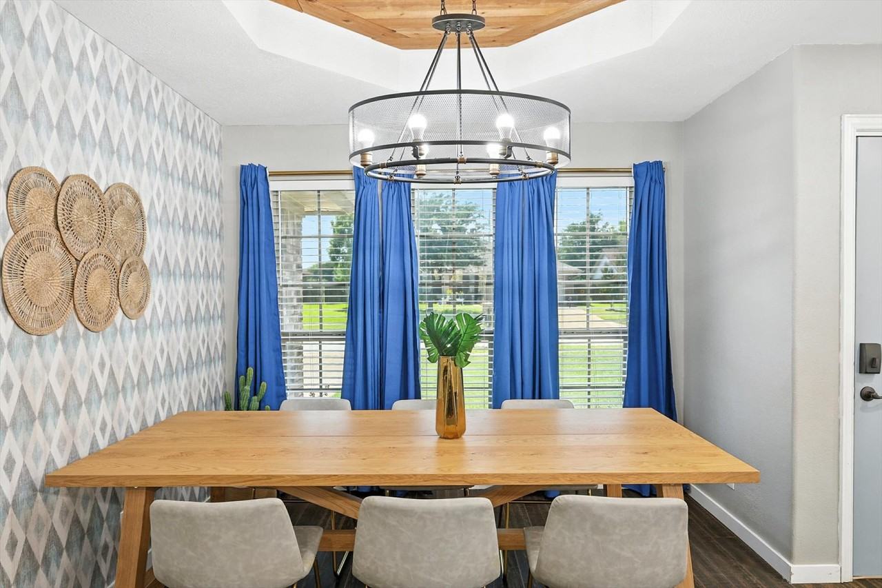 749 Western Trl #NA - Photo 5 of 50