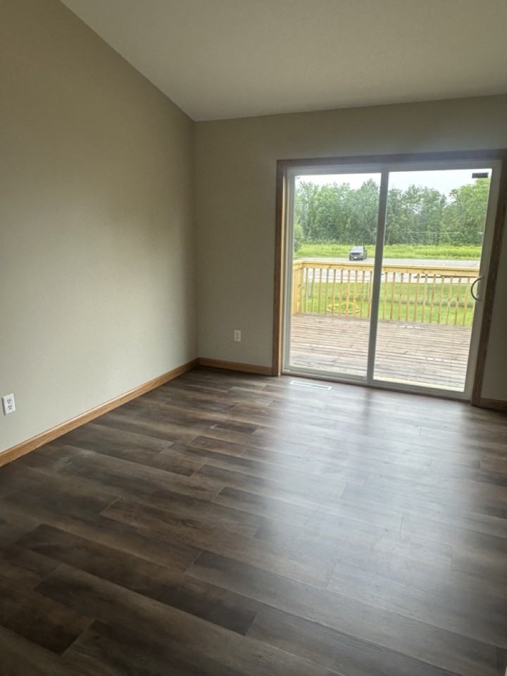 12 6th Ave S #NA - Photo 3 of 8