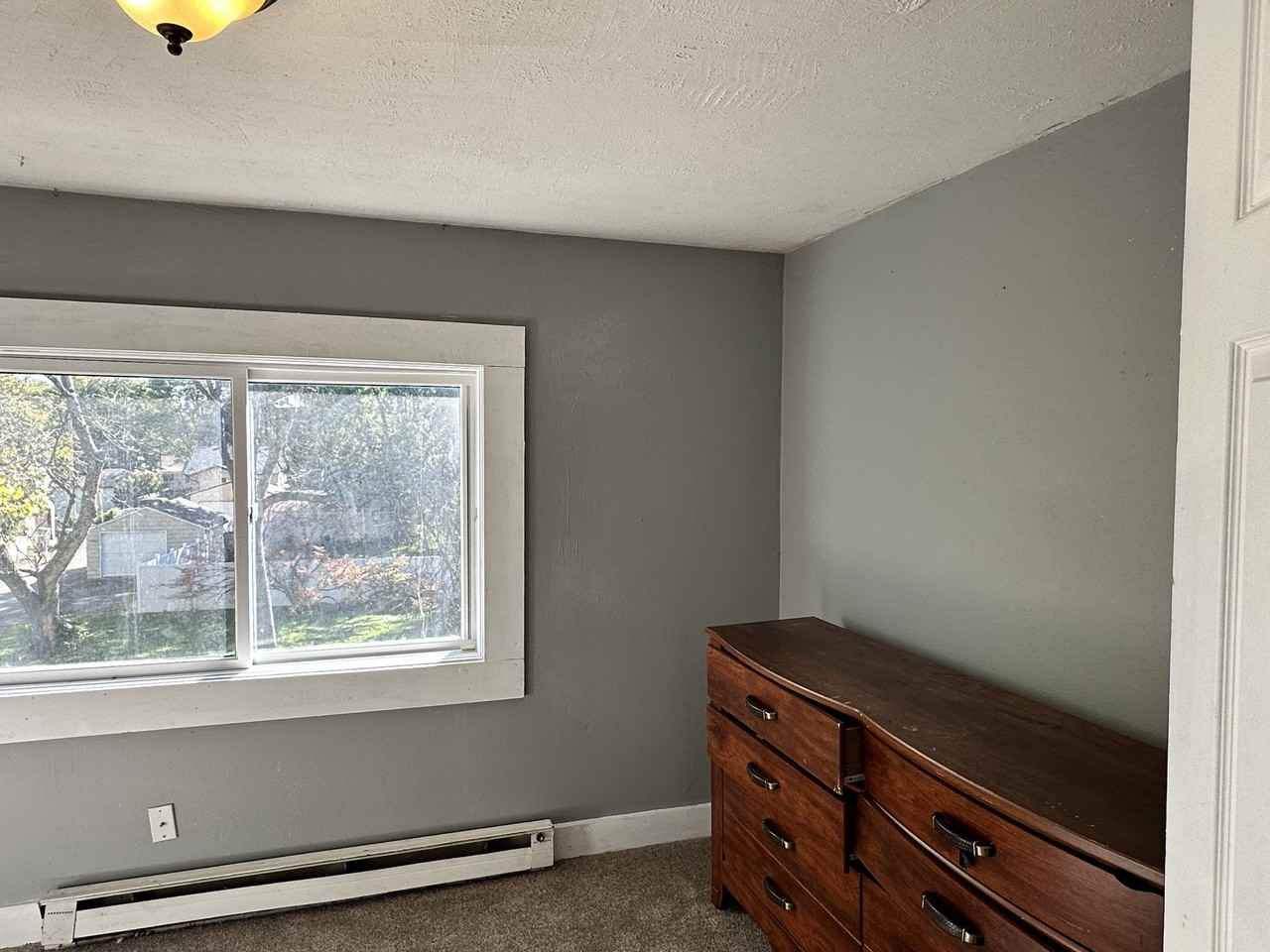 1388 Furness Pkwy - Photo 2 of 29