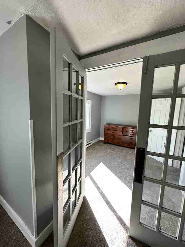1388 Furness Pkwy - Photo 3 of 29