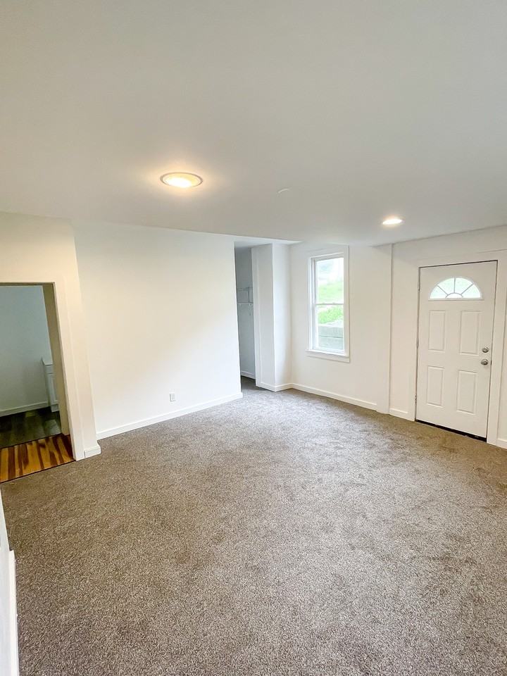 601 Mount Pleasant Street #NA - Photo 4 of 15