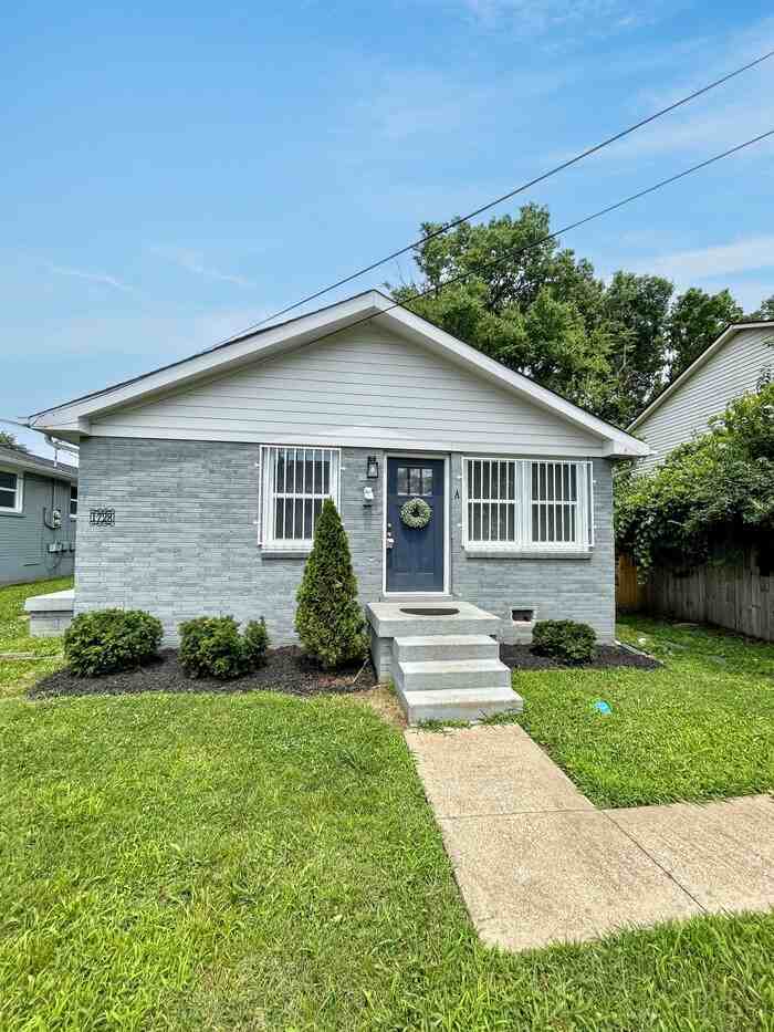 1728 17th Ave N #A - Photo 2 of 25