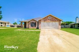 2800 Chisholm Trl - Photo 1 of 1