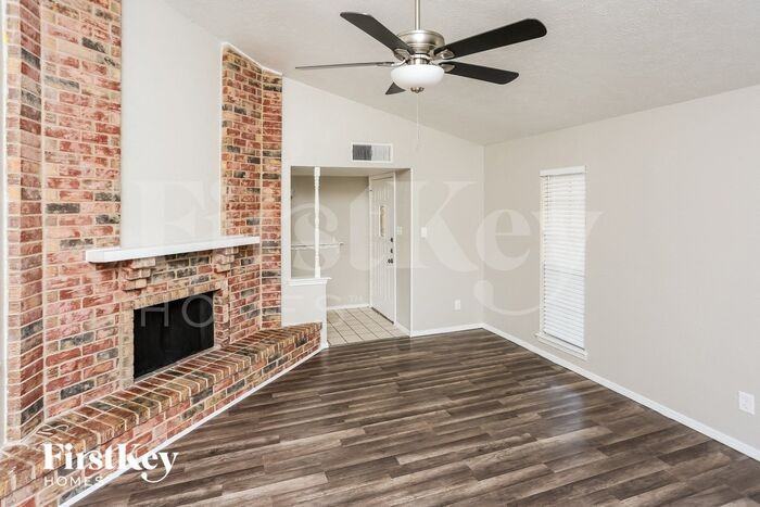 7916 Iola Dr - Photo 2 of 15