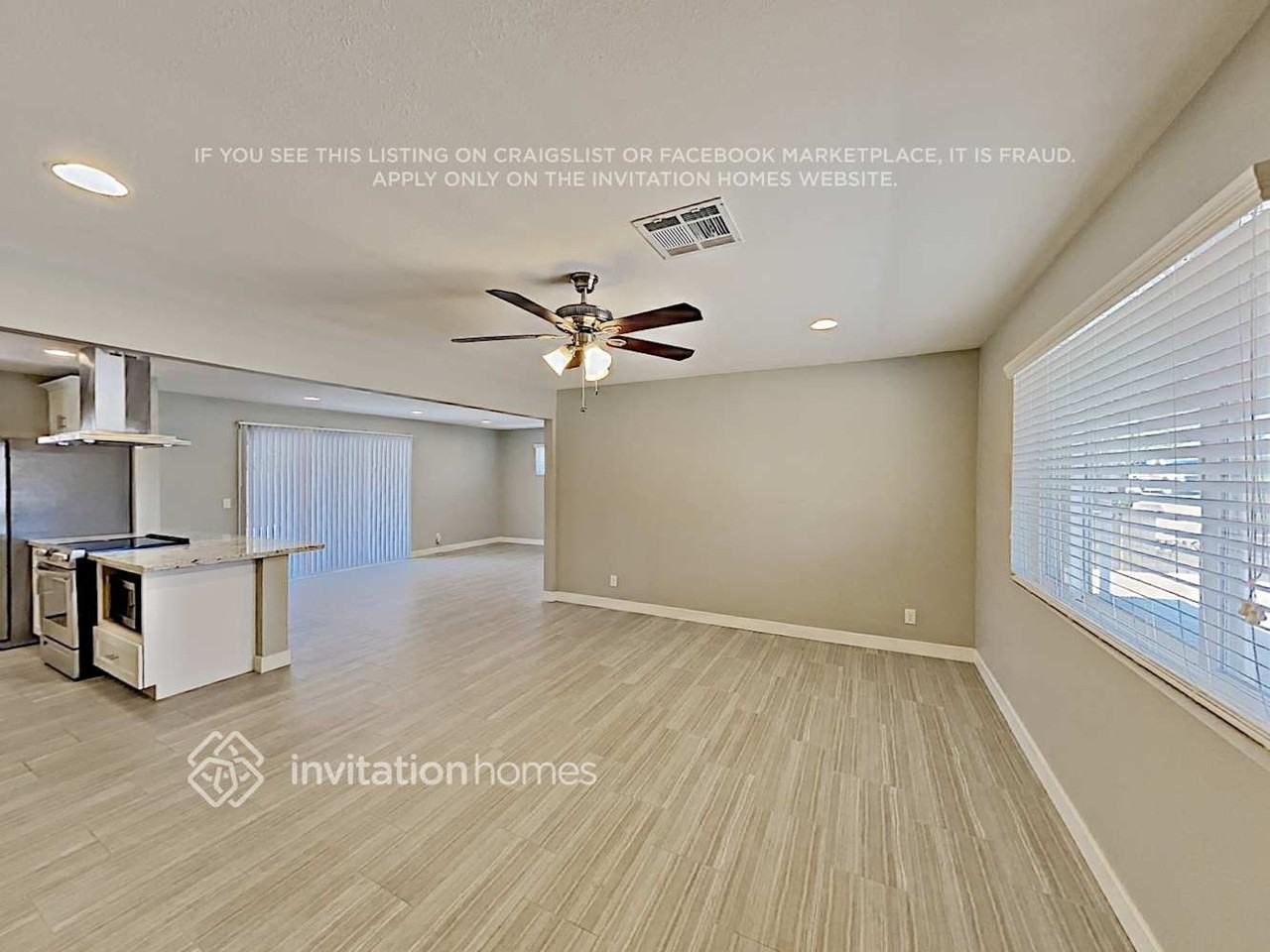 7349 E Pierce St - Photo 3 of 17