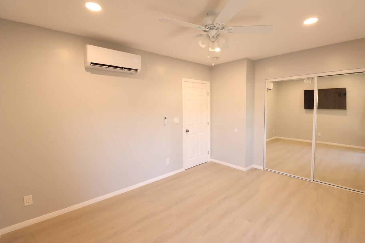 465 West 2nd Street - Photo 3 of 8