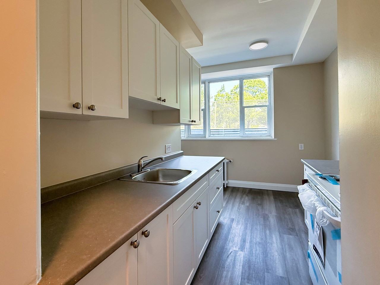 Blake Street Apartments - Photo 2 of 9