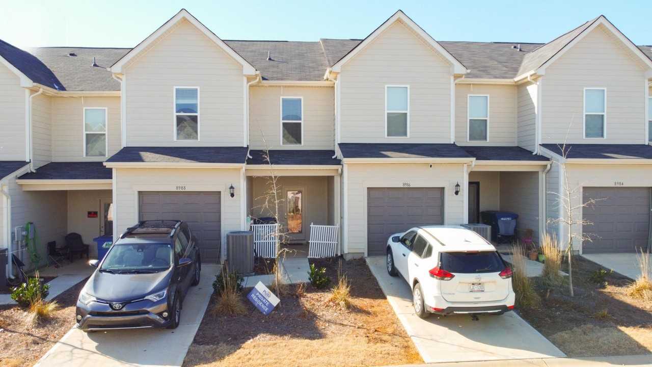 8988 Clayton Aly Nw - Photo 5 of 20