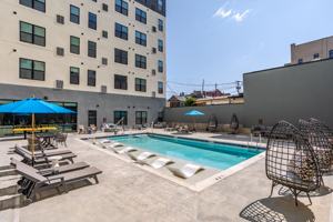 featured image of 30 W Broad St