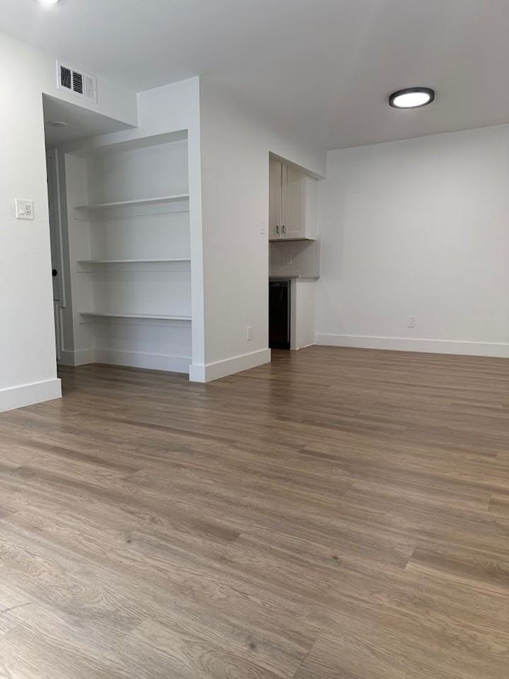 Palisades - Photo 7 of 27