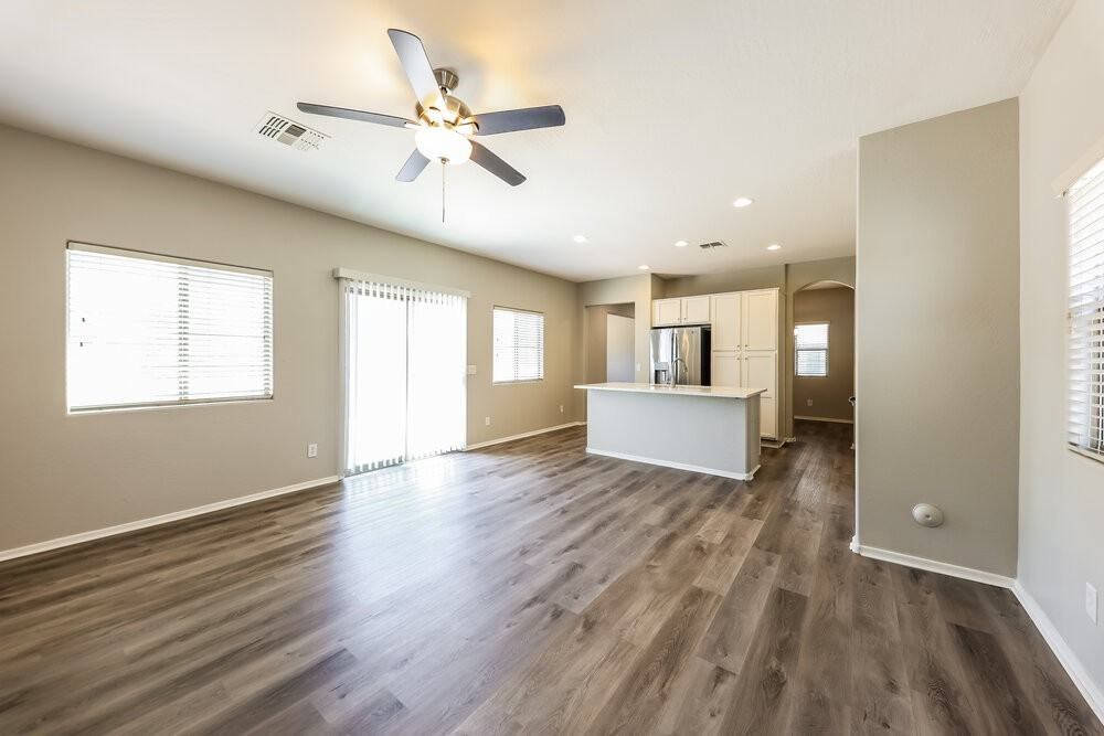 14180 W Country Gables Dr - Photo 5 of 17