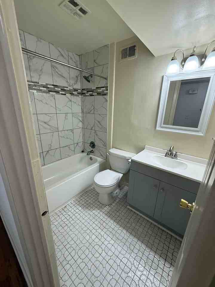 2 Bedroom - Photo 7 of 13