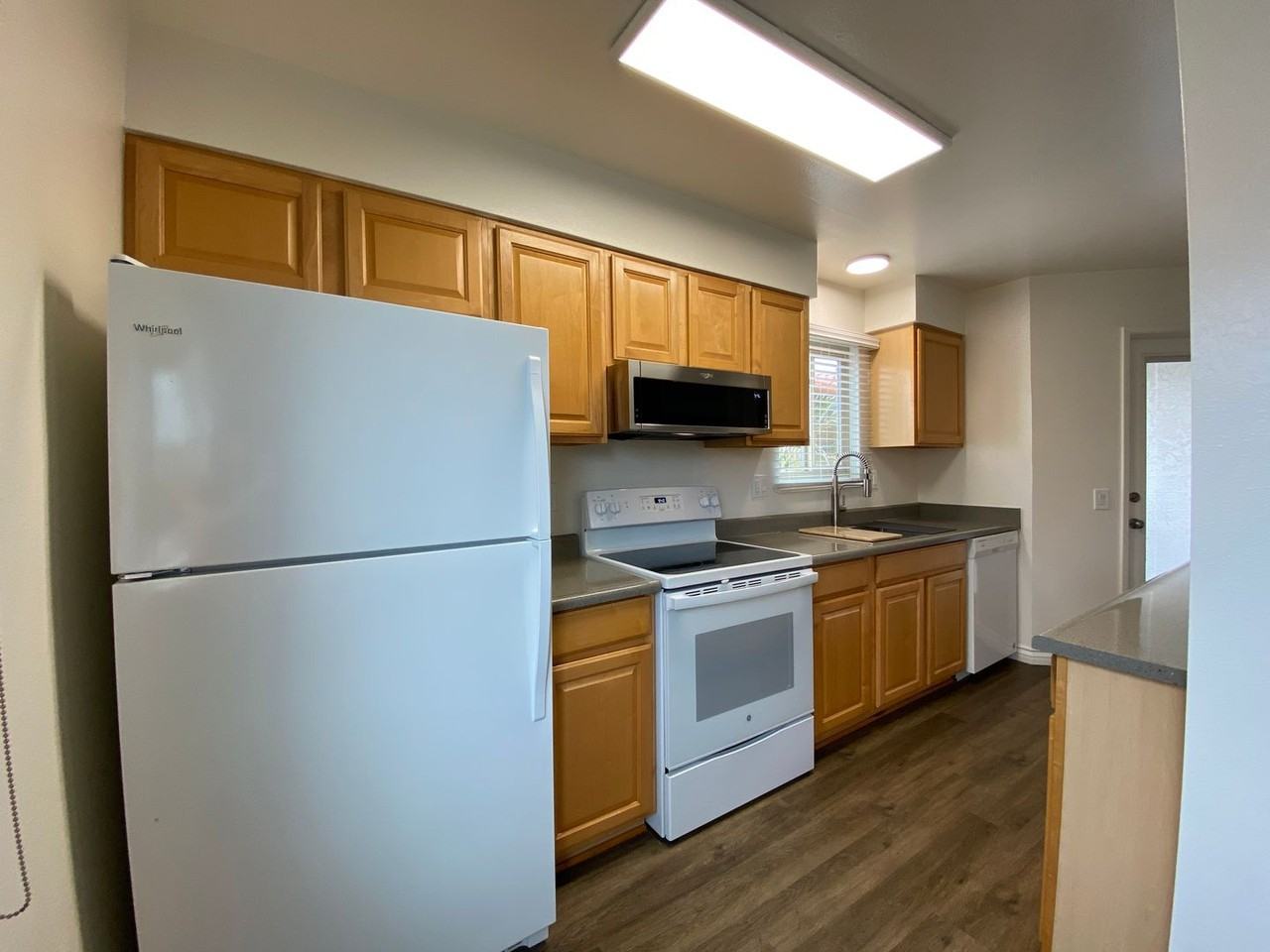 Adams Street Apartments - Photo 7 of 50