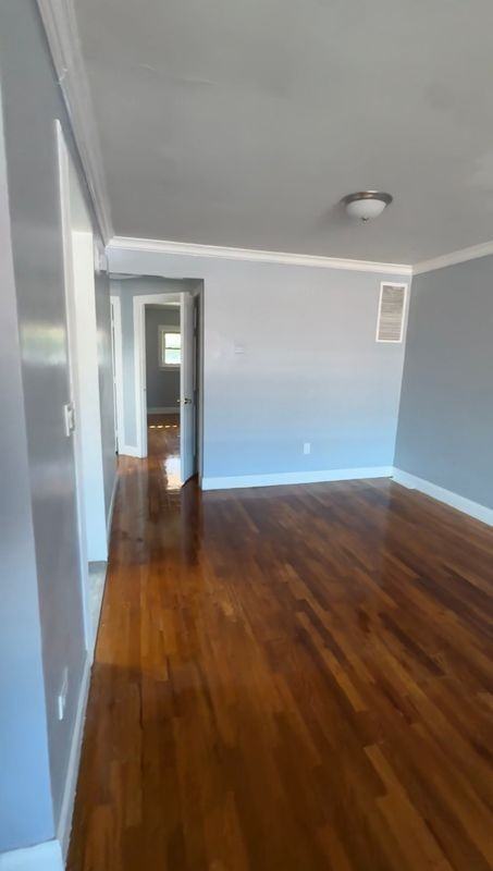 3213 Wickham Ave ##2 - Photo 2 of 9