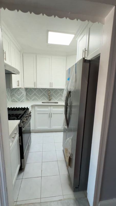 3213 Wickham Ave ##2 - Photo 3 of 9