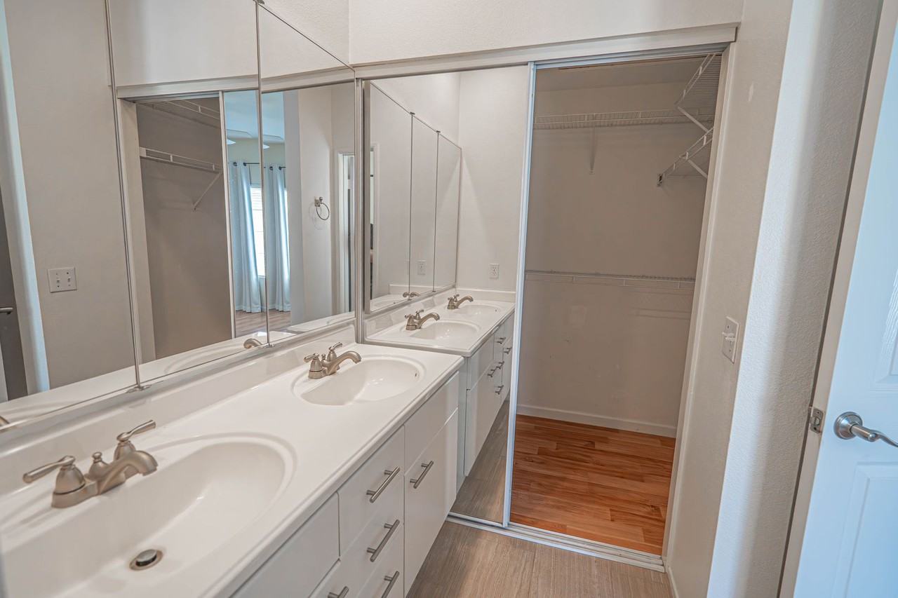 27909 Crown Court Cir #95 - Photo 7 of 19