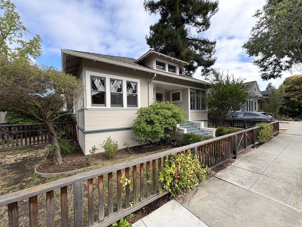 203 Addison Ave - Photo 3 of 32