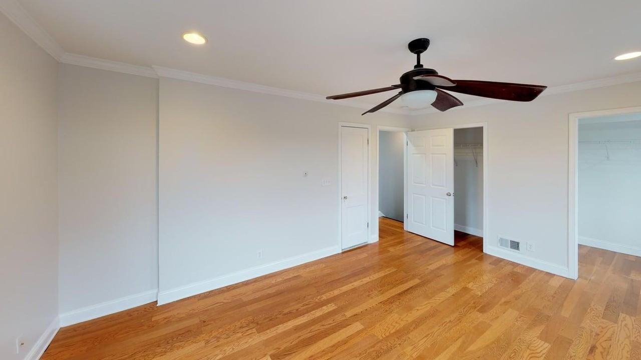 Lovely Capitol Hill East home near the Blue and Orange Lines - Photo 5 of 21