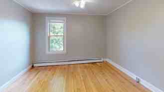 Light-filled Brighton apartment with backyard - Photo 1 of 1