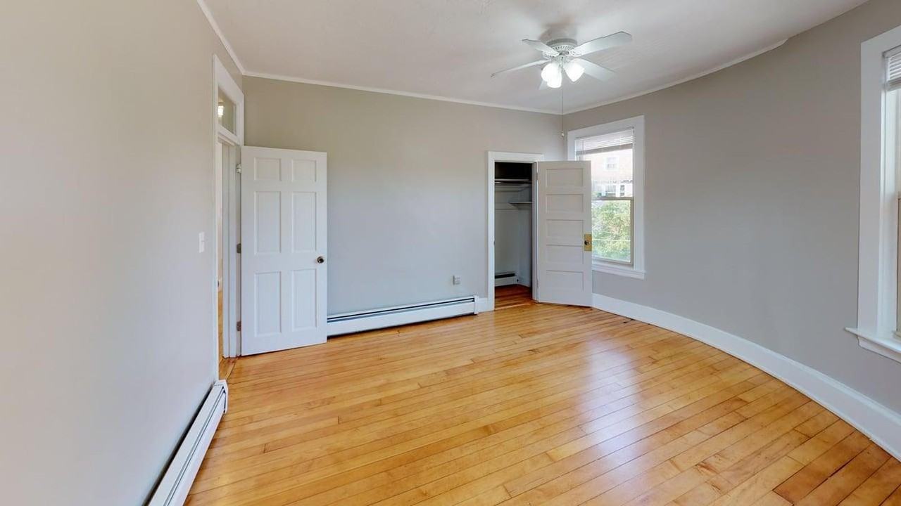 Light-filled Brighton apartment with backyard - Photo 2 of 11