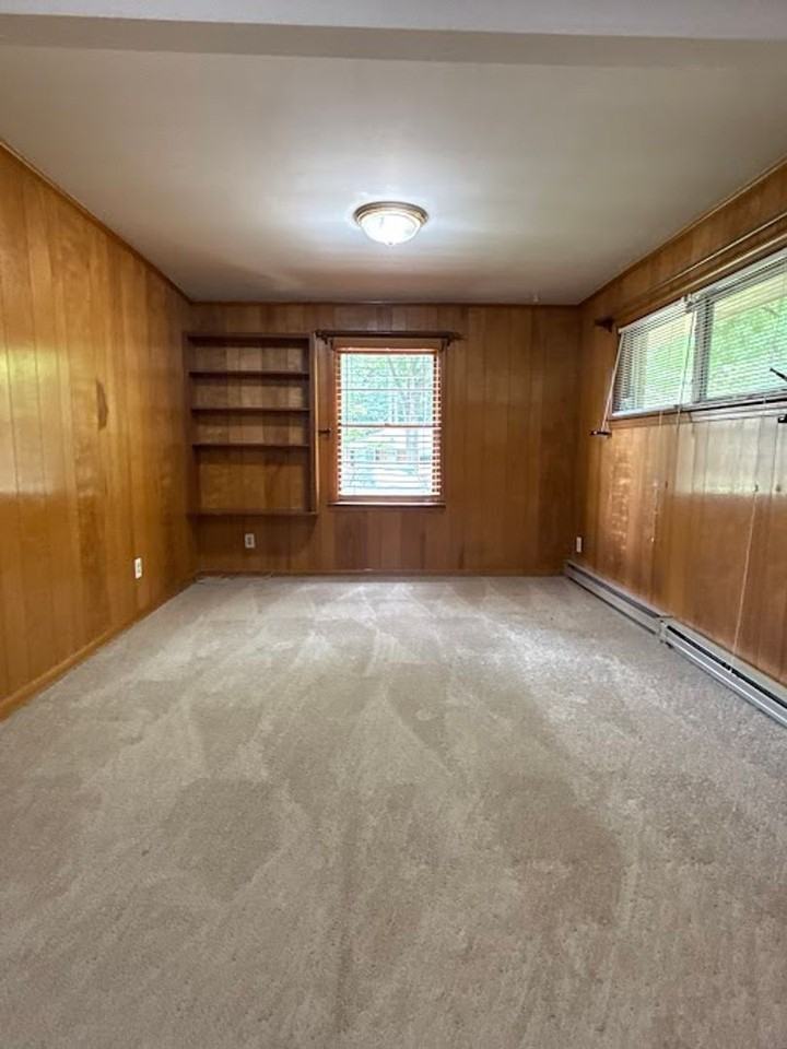 950 Homewood Ct - Photo 6 of 12