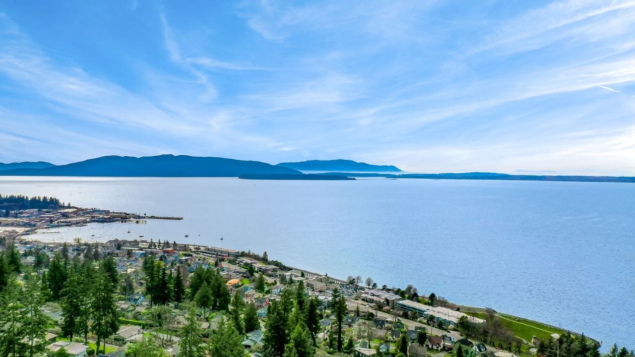 314 Highland Dr - Photo 2 of 50