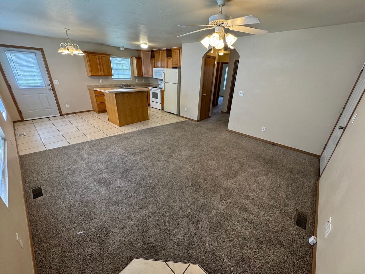 1454 N Fulbright Ave - Photo 2 of 15