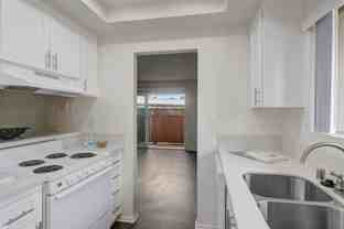 859 N Mountain Ave - Photo 1 of 1