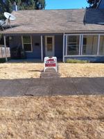 featured image of 368 368 B Clay Street W. - 368 B Clay Street W.