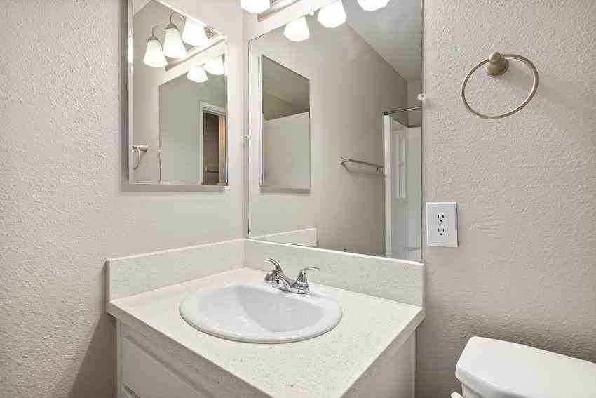 1250 S Euclid St - Photo 3 of 27