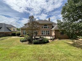 featured image of 375 Barnsley Dr