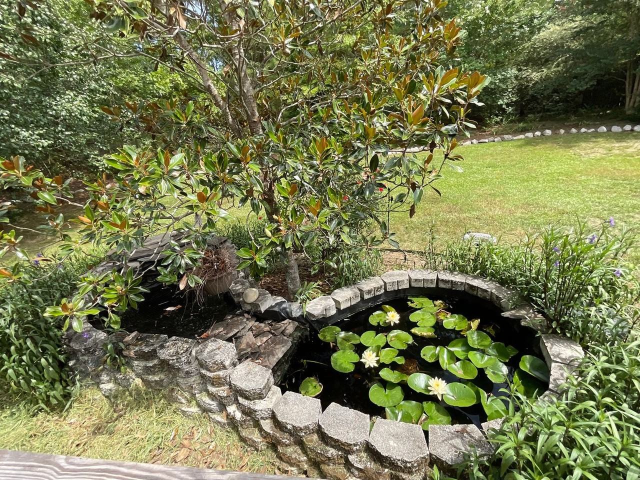 375 Barnsley Drive - Photo 3 of 40