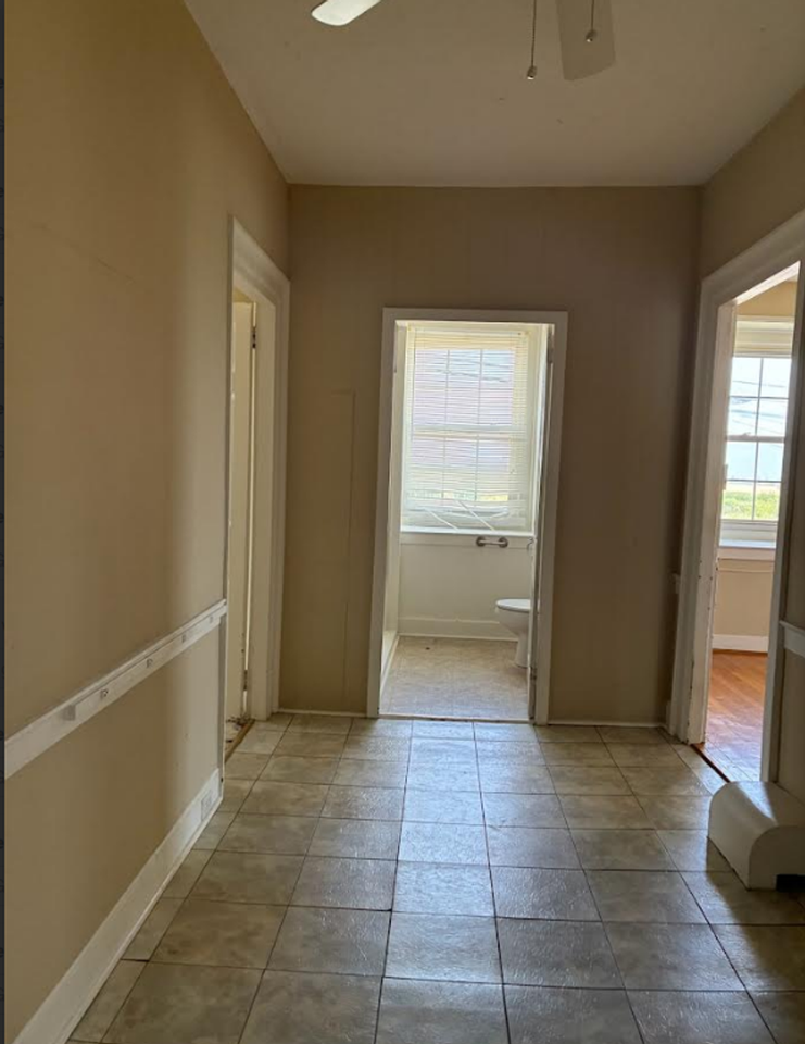 4875 Hanover Rd - Photo 2 of 7