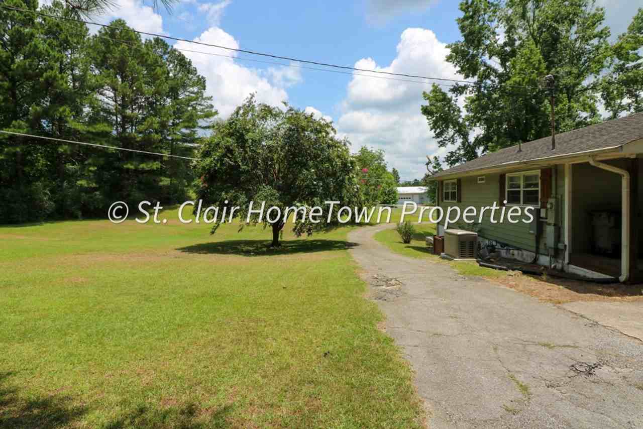 3591 Mountain View Rd - Photo 3 of 33