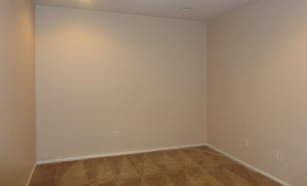 17449 W Mohave St - Photo 3 of 12