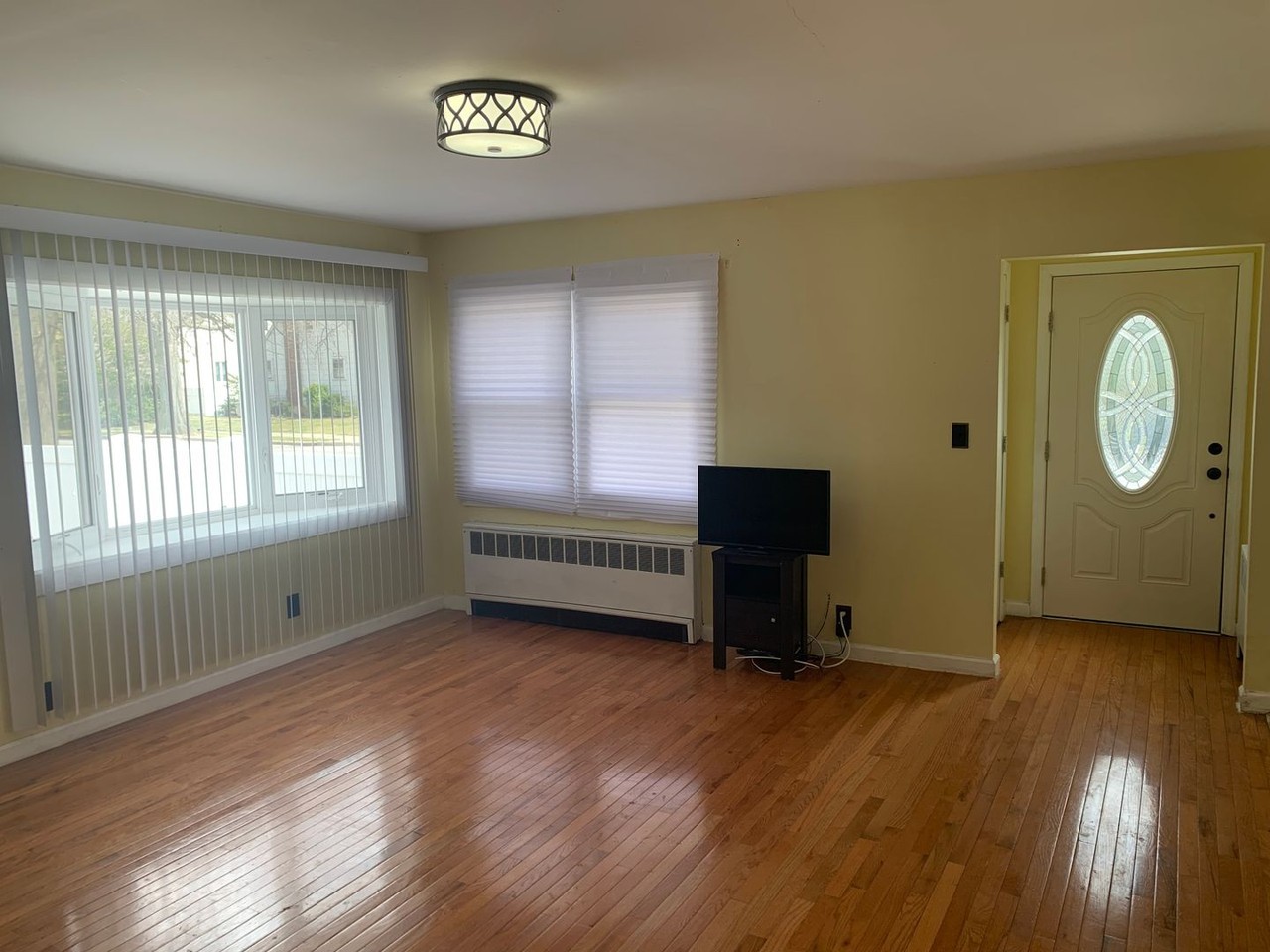 187 Crest Ave - Photo 3 of 31