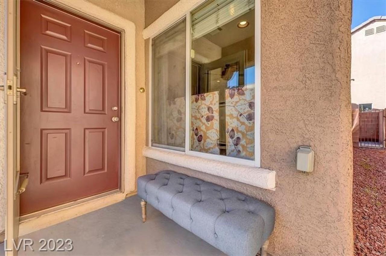 6870 Graceful Cloud Ave - Photo 2 of 13