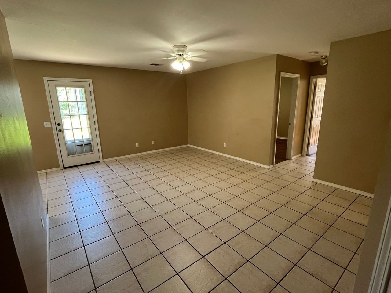 1210 E 13th St - Photo 2 of 15