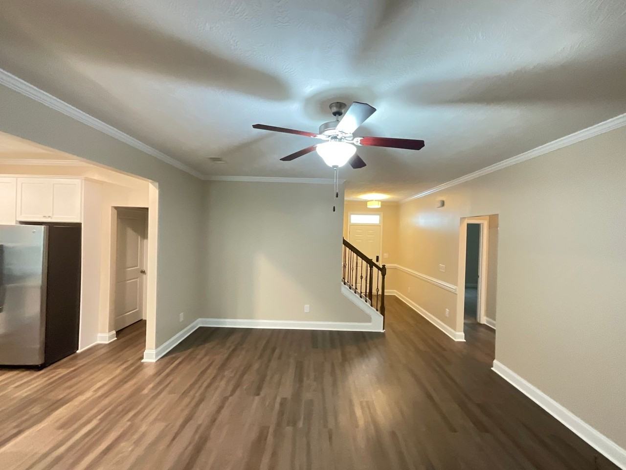 5798 Whispering Pines Way - Photo 4 of 28