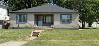 813 SW E Ave - Photo 1 of 1