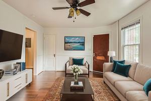 featured image of 316 18th Pl Ne