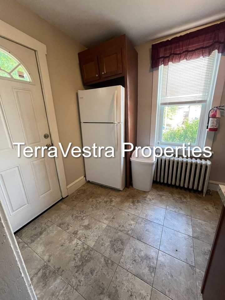 206 S White Horse Pike - Photo 3 of 19