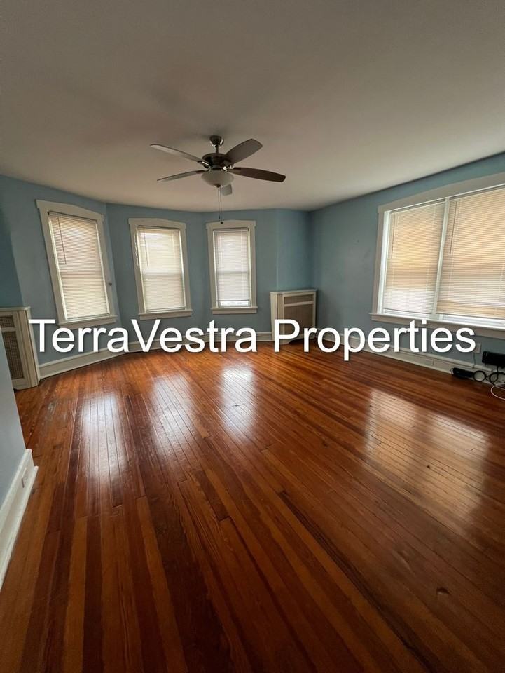 208 S White Horse Pike - Photo 3 of 15